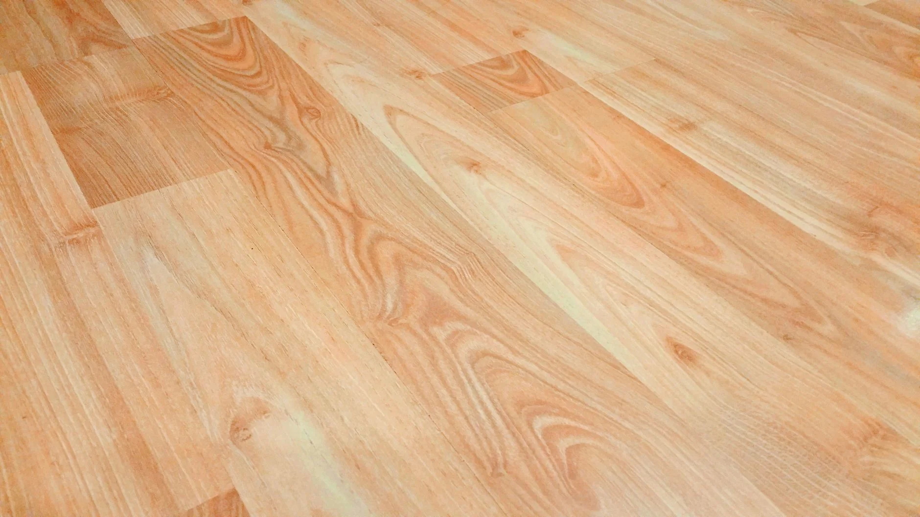 Cheapest Flooring Options UK – Best Value Floors Without Looking Cheap